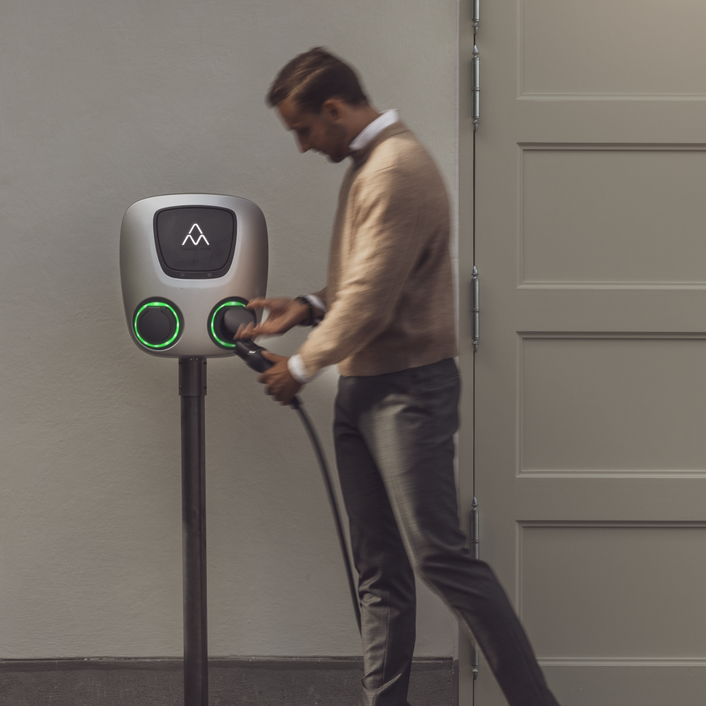 Charge Amps Aura 2x22 kW