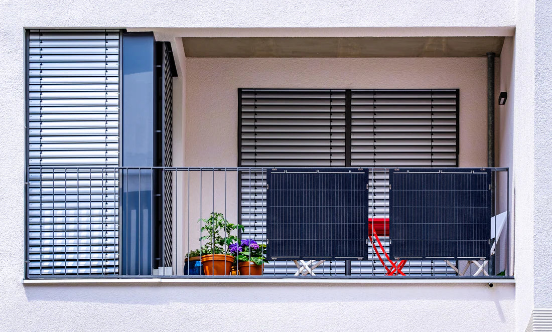 Climatos Mini-Solar Balcony Light 300